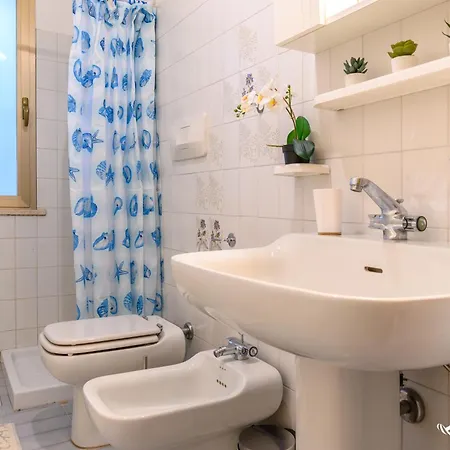 Bilocale Italico - Invacanza