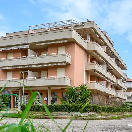 Bilocale Italico - Invacanza * Villa Rosa Di Martinsicuro